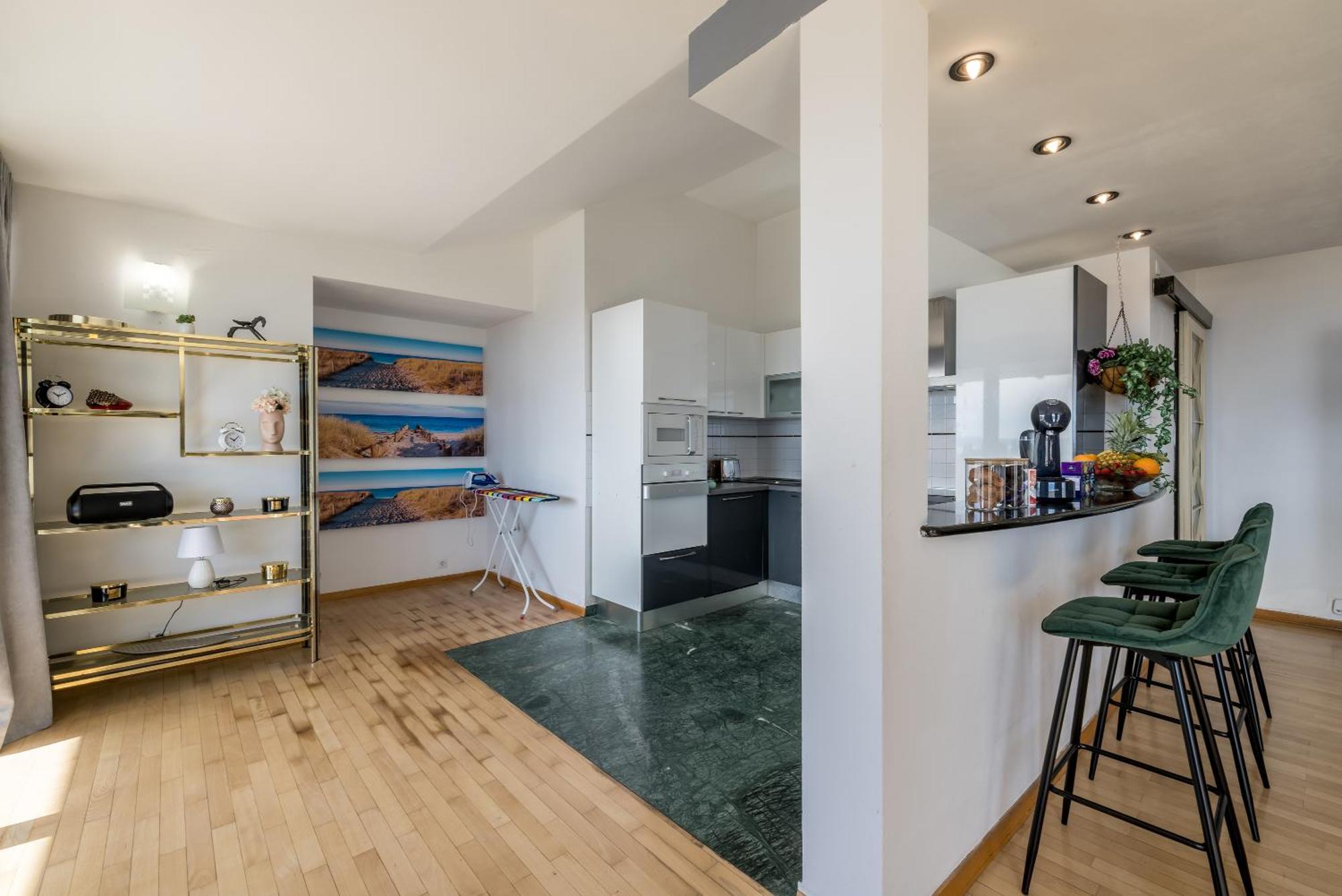 Urban Utopia Penthouse With Private Parking Split Exterior foto